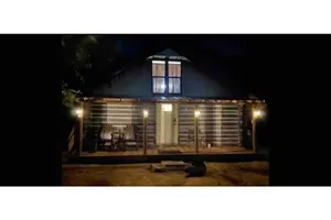 Image of Peoria Hills Cabin.