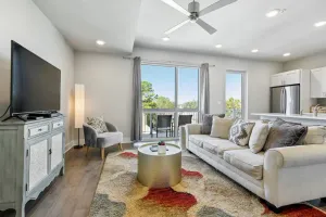 Image of Spacious 1 Bedroom Condo near the French Quarter