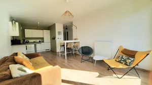 Image of T2 balcony, quiet, bright and well located
