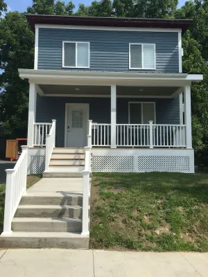 Image of 1st Class Rentals Munson Manor IV