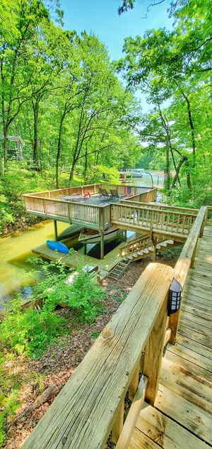 Image of Cozy Retreat on Gypsy Cove!