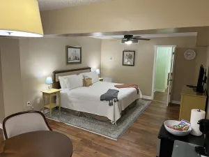 Image of Gated condo in the middle of Tupelo