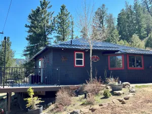 Image of Peaceful Cabin, Completely Remodeled, Spectacular Views, Excellent Location