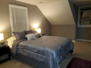 Image of Magnolias, a chill out place.