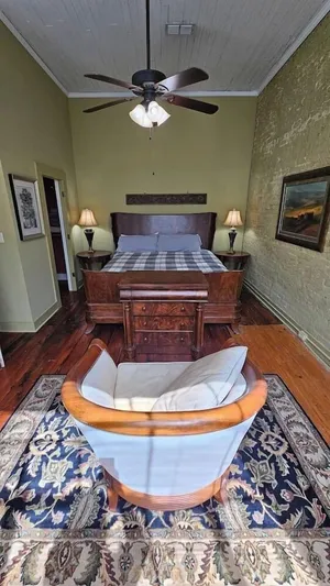 Image of Historic Loft•Downtown•Walk to the Best Shops