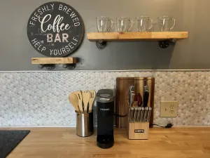 Image of Quiet and Cozy 1br upstairs Guest House