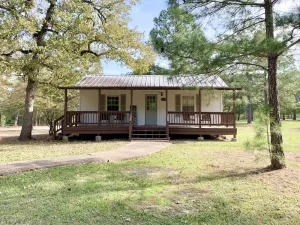 Image of Adorable Guest Cabin In The Woods