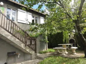 Image of Small cottage with private garden in a peaceful setting surrounded by mountains