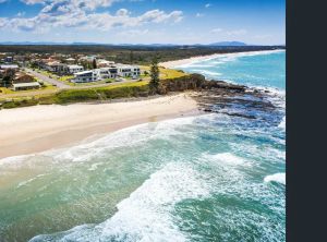 Image of Pippies on the Beach Wallabi Pt. Beach over the road. Incl sheets & bath towels!