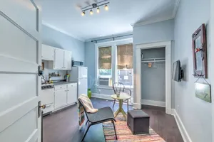 Image of Unwind and Relax in a Historic Midtown Property