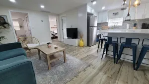 Image of This house is a 2 bedroom(s), 1 bathrooms, located in Tampa, FL.