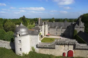 Image of Relaxing holiday in the castle with its own park and lake landscape