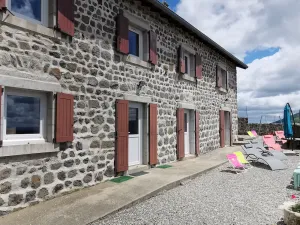 Image of Family cottage with yard, ping-pong, near Lyon and Clermont-Ferrand