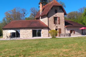 Image of Large house in a castle park, heated swimming pool near Beaune-Dijon-Autun