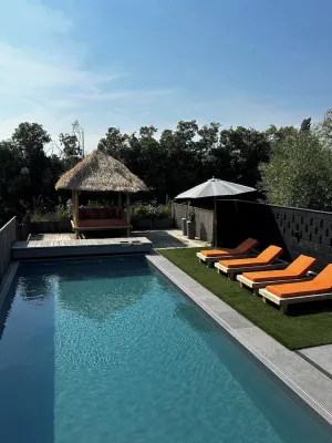 Image of A Cocoon for 2 People With a Beautiful View of the Valley Tournai