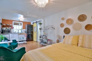 Image of Cozy, quiet, and private guest house central to Abilene!