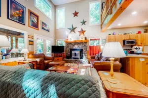 Image of Comfortable home with high-speed WiFi, private washer\/dryer, and central AC