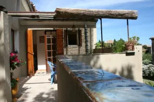 Image of Old house, carefully renovated, all mod cons, nice services
