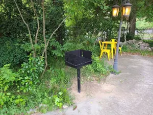 Image of Unit 16 Deluxe King Bedroom, Kitchenette, Wifi, Tv