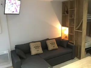 Image of Appartement de Plein Pied en Copropriété Avec Terrasse Privée Proche de la Plage