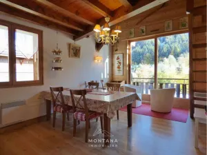 Image of Charmant appart. 70m², 2 chambres, mezzanine, balcon sud, garage, près commerces, navettes - FR-1-458-110