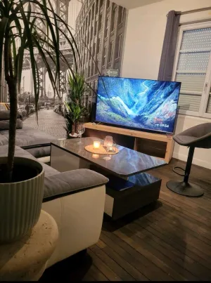 Image of T2 Cosy autonome h24 Parking privé attenant TV 165cm Netflix wi-fi au Rez-de-chaussée