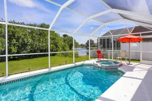 Image of Villa Coquina - Lakeview Villa with Hot Tub by Gulfcoast Holiday Homes