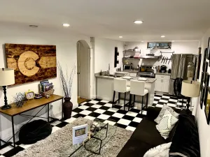 Image of Steps to City Park & Mountain Views--Minutes to Downtown!! MANY AMENITIES!!