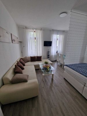 Image of Elster suite - in a listed Wilhelminian style building near the city center