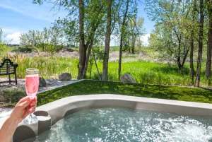 Image of Adventure Haven Near Natures Wonders Ski Resorts Hot tub Pool Table & Fireplace