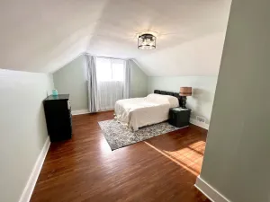 Image of Updated 1 Bedroom that allows pets - perfect for healthcare travelers