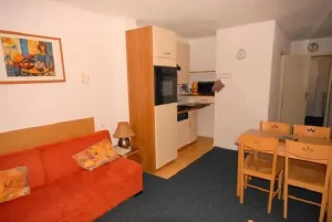 Image of 30m from resort center, 2nd floor, view resort, fitness, swimming pool, sauna, tv, ski locker, 29m²