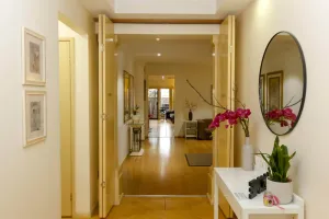 Image of Central & Perfect Stay for WorkCrews & Families  Long-Stay discount.