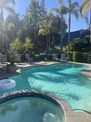 Image of Cheerful house 3 bed 4 bath pool house