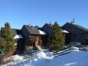Image of Chalet 2 pièces mezzanine, 7 pers, animaux admis, balcon, cuisine équipée - FR-1-592-27