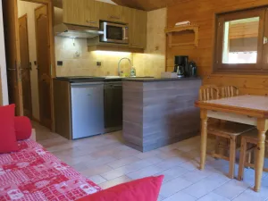 Image of Cozy 6-Person Apartment with South-Facing Balcony in Châtel, 300m from Linga Lift