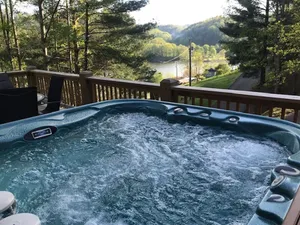 Image of Overlook Watauga Lake, log cabin- lovely views, HOT TUB & FIRE PIT