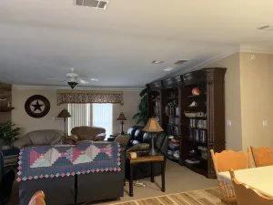 Image of 4 bedroom luxury home on a quiet canal on St Johns River