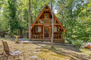 Image of WiFi - Small Family Cabin - Sugar Shack - Cave Run Lake OR Red River Gorge, Kentucky!