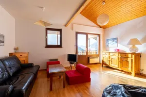 Image of Charming Apartment with Mountain Views