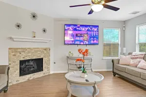 Image of Absolutely Charming Vacation Home!