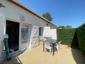 Image of Cozy Beachside Getaway with Pool, Parking, and Nearby Amenities