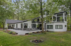 Image of Lovely, spacious home near Holland State Park, Lake MI