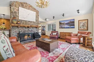 Image of RMR: Tuckaway House in Teton Village