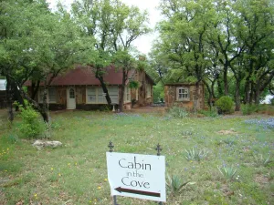 Image of LAKEFRONT COTTAGE w\/ Private Dock On Lake Brownwood