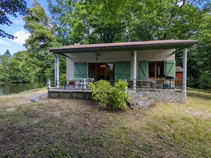 Image of Île privée en Berry, nature et pêche, chauffage central - FR-1-591-593