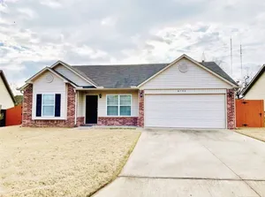 Image of Cozy Broken Arrow Home -- Special Pricing for 30+ day stays!