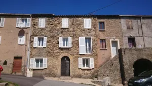 Image of hamlet of ZITAMBOLI 900m above sea level and 1 hour from the sea escala hikes