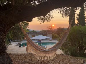Image of Sainte Victoire: 325 M² property with pool house set in 5 ha of woodland