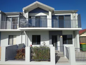 Image of From the lounge, kitchen and balcony enjoy the uninterupted ocean views.